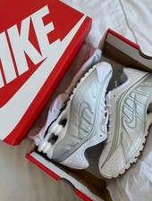 Nike Shox R4 Sneaker EU 43