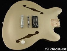 Fender Tom Delonge Starcaster