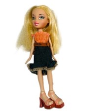Bambola Bratz Strut It Cloe