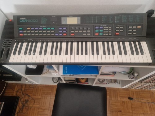 Pianola yamaha - pianola,