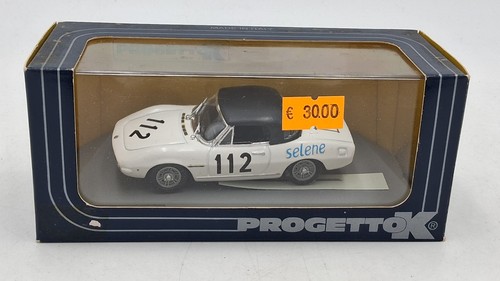 Die cast fiat - ",
