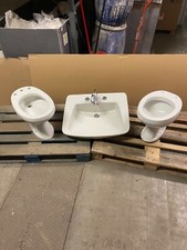 Lavandino, bidet e gabinetto