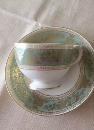 Set tazze piattini wedgwood - e,
