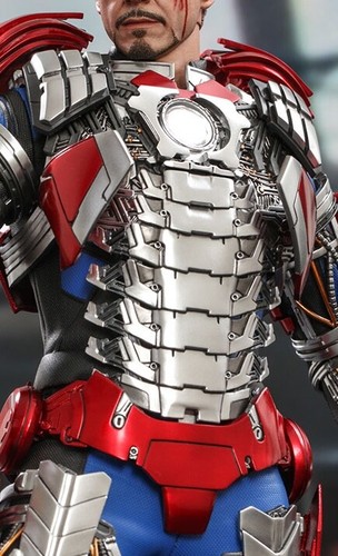 Hot toys iron man chest - hot, 2