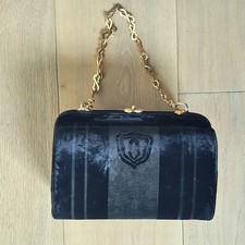 BORSETTA VINTAGE IN VELLUTO NERO