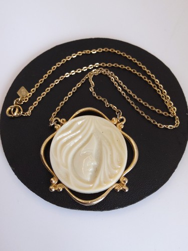 Collana vintage con - , ciondolo