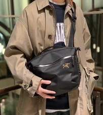 Arc’teryx Arro 8 Shoulder