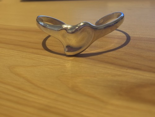 Bracciale aperto firmato