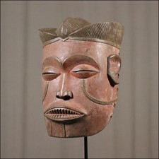 89923) Maschera Chokwe Congo