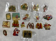 Set di 18 spille uniformi