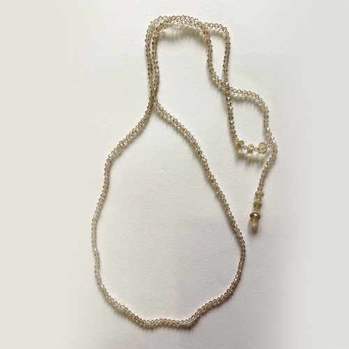 Collana con pietre bianche - con,