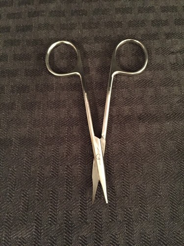 Nuove chirurgiche forbici - a&p,