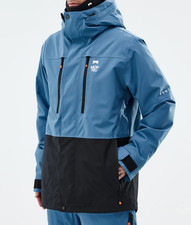 Giacca sci snowboard isolata