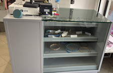 vendo arredamento negozio