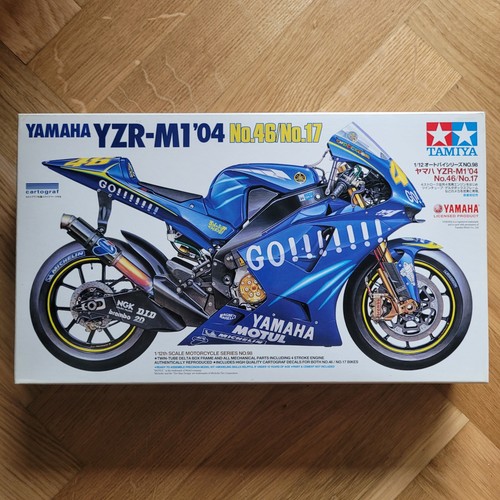 Tamiya yamaha yzr m1 - 1:12, yzr-m1