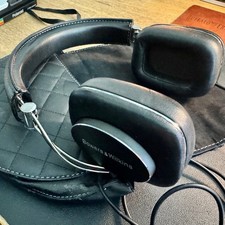 BOWERS & WILKINS P5 Cuffie cablate sopra l'orecchio. Con due jack e custodia