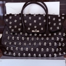 borsa donna MIA BAG in Pelle Nera Con Borchie Teschio Argento Parte frontale