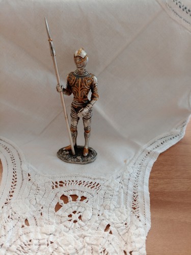 Cavaliere con armatura - cavaliere,