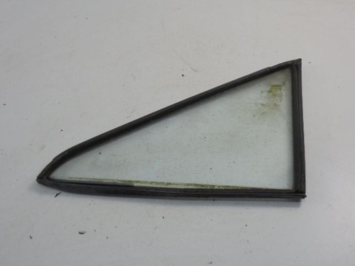 Finestrino triangolare