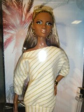 BARBIE LOOK AFROAMERICAN CITY