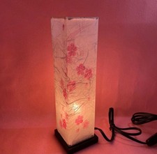 Lampada da tavolo giapponese