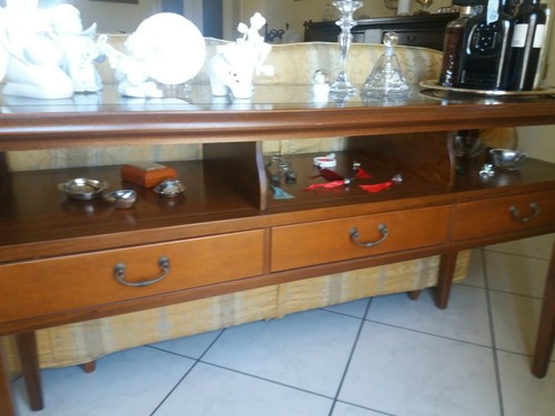 Tavolo bacheca noce con - in,