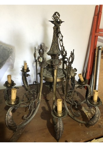 Lampadario ferro battuto