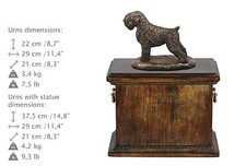 Terrier Nero Russo, Urna