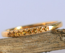 Anello fascia eternità in oro