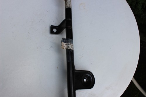 Supporto fissaggio radiatore