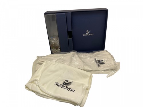 Swarovski figurine set with