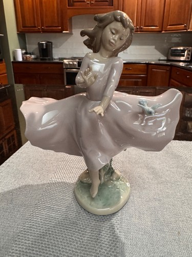 Lladro joy life retired - of,