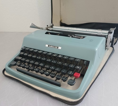Vintage olivetti underwood - vintage,