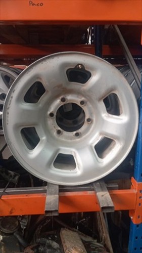 40300vb100 cerchio nissan - 40300vb100,