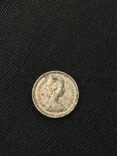 Rare one pound - pound, 1983