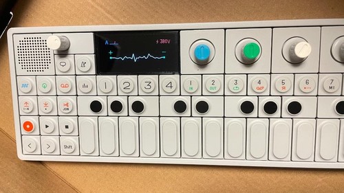 Teenage engineering 1 - teenage, op-1