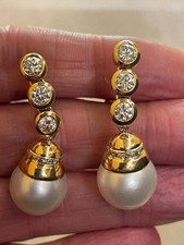 Orecchini in oro 18 kt con