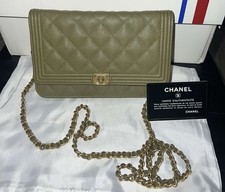 CHANEL BOY BAG 