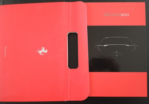 Ferrari 2011 brochure - la,