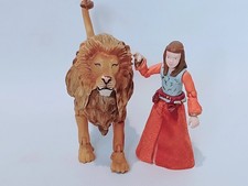 Aslan e Lucy Pevensie action