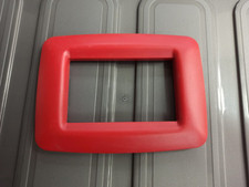 MATERIALE ELETTRICO GEWISS PLAYBUS ART 32343 PLACCA 3 POSTI ROSSO GERANIO