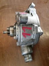 POMPA A VUOTO DEPRESSORE - VOLVO V70 2001 - 2006 originale usata