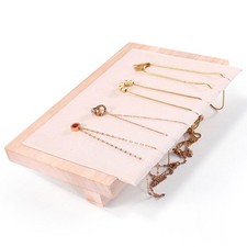 Espositore per collane