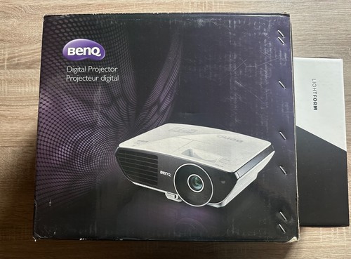 Benq w700 projector with - benq,