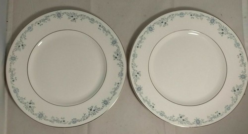Set piatti royal doulton - 2,