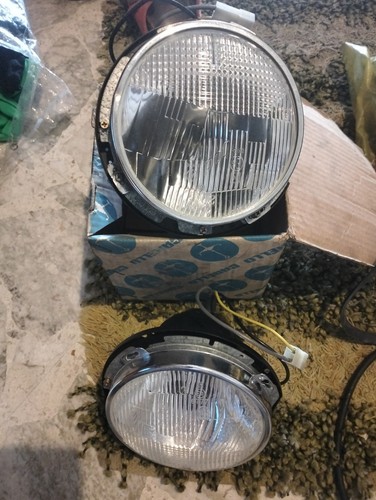 Faro orig carello fiat 135 - carello,