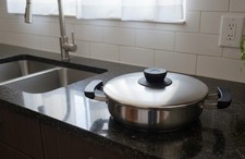 IMCO Pentola, Tegame, Casseruola   con coperchio , Misura 25 Cm.