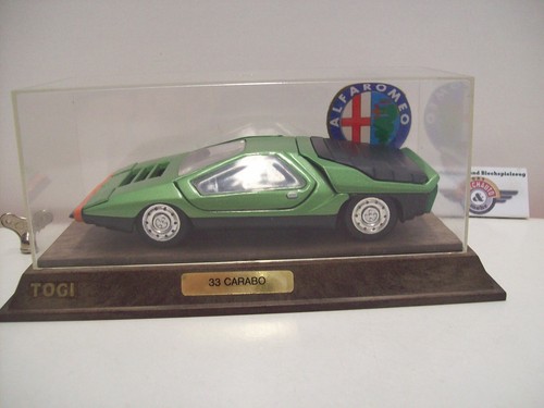 Togi alfa romeo 33 - alfa,