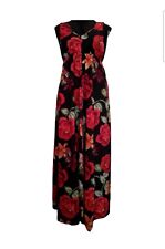 Vestito lungo Made in Italy a fantasia di rose rosse con foglie e altri fiori 