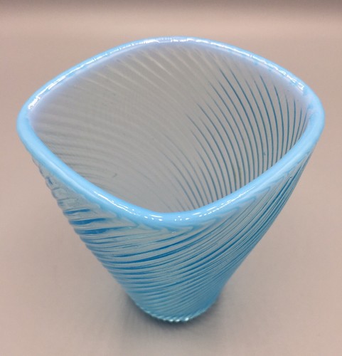 Wunderschöne kleine glas - glas, vase